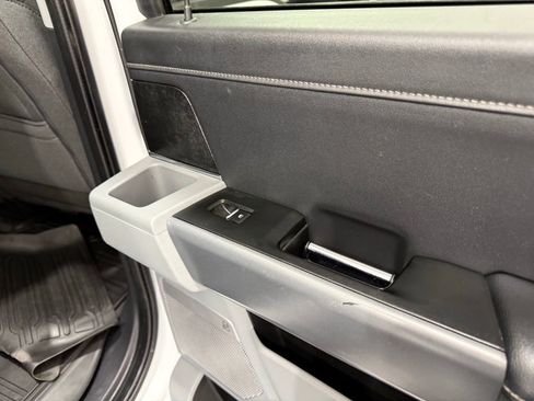 Used 2024 Ford F350 XLT w/ XLT Premium Package image 27