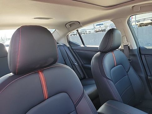New 2025 Nissan Sentra SR w/ SR Premium Package FWD image 40