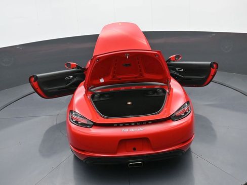 Used 2017 Porsche 718 Boxster image 39