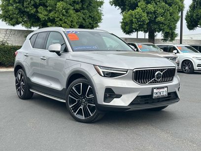 Certified 2024 Volvo XC40 B5 Ultimate w/ Climate Package