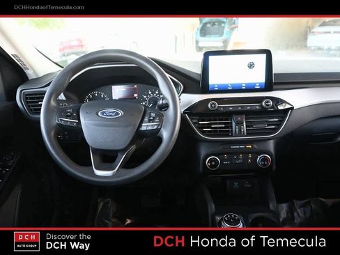Used 2022 Ford Escape SE image 8