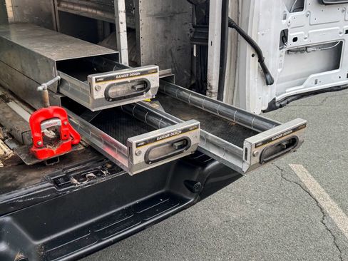 Used 2018 Chevrolet Express 2500 w/ Driver Convenience Package image 23