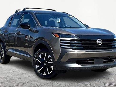 New 2026 Nissan Kicks SV AWD/4WD image 3