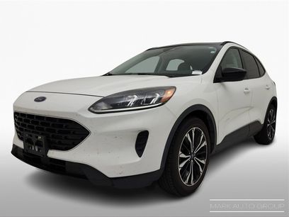 Used 2021 Ford Escape SE w/ SE Sport Appearance Package