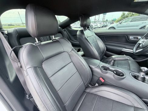 Used 2021 Ford Mustang GT Premium w/ Equipment Group 401A RWD image 25