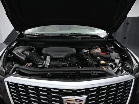 Used 2021 Cadillac XT5 Premium Luxury FWD image 29