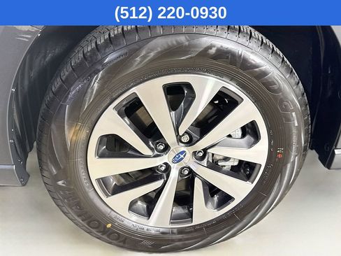 Used 2025 Subaru Outback Premium image 41