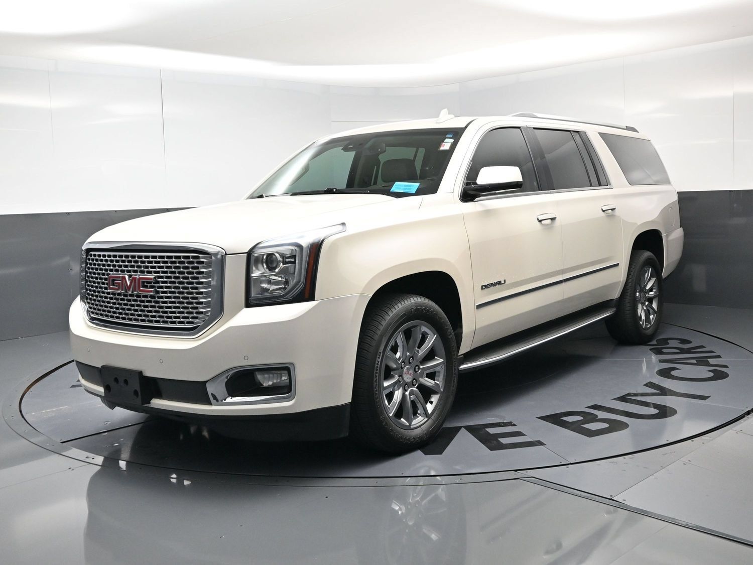 Used 2015 GMC Yukon XL Denali w/ Open Road Package AWD/4WD image 13