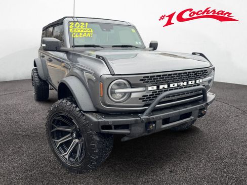 Used 2021 Ford Bronco Badlands image 1