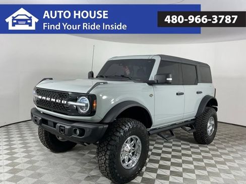 Used 2023 Ford Bronco Wildtrak AWD/4WD image 1