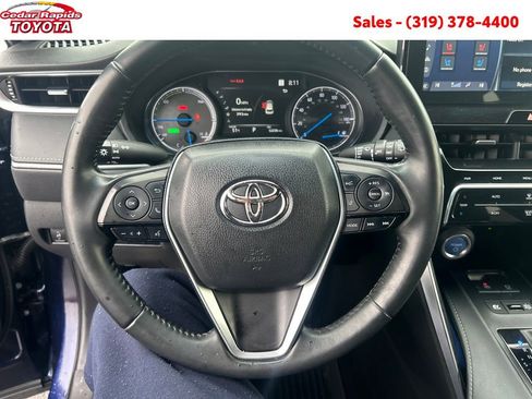 Certified 2021 Toyota Venza XLE w/ Softex Package image 15