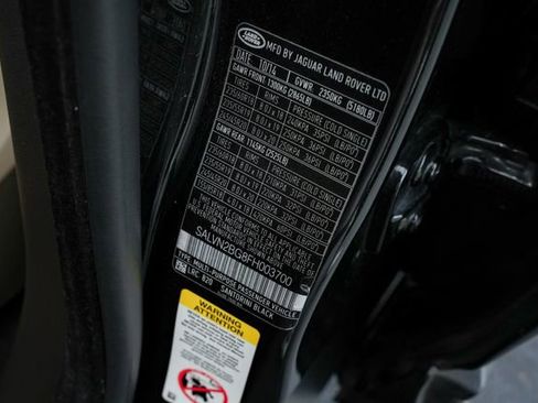 Used 2015 Land Rover Range Rover Evoque Pure image 46