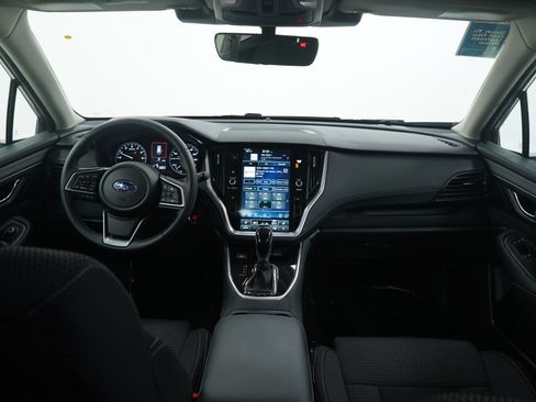 Used 2025 Subaru Outback Premium image 13