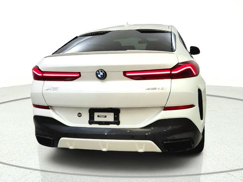 Used 2022 BMW X6 xDrive40i w/ M Sport Package AWD/4WD image 6