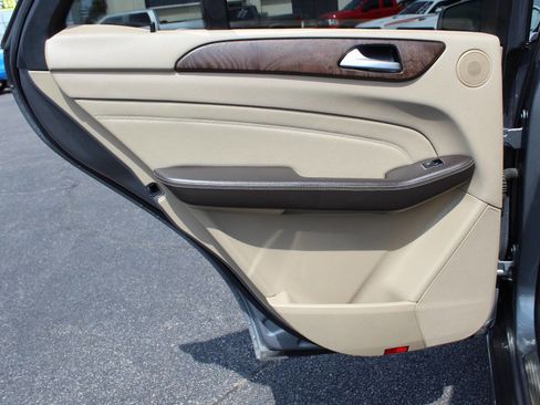 Used 2015 Mercedes-Benz ML 350 2WD image 14