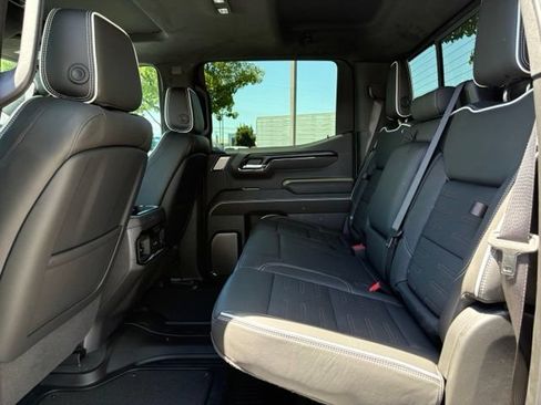 New 2026 GMC Sierra 1500 AT4X AWD/4WD image 15
