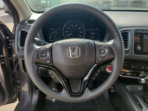 Used 2021 Honda HR-V EX image 17