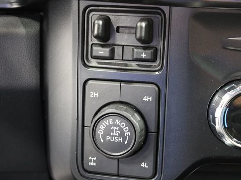 Used 2024 Ford F250 Lariat w/ Tremor Off-Road Package AWD/4WD image 71