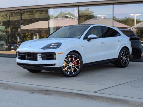 New 2026 Porsche Cayenne S image 1