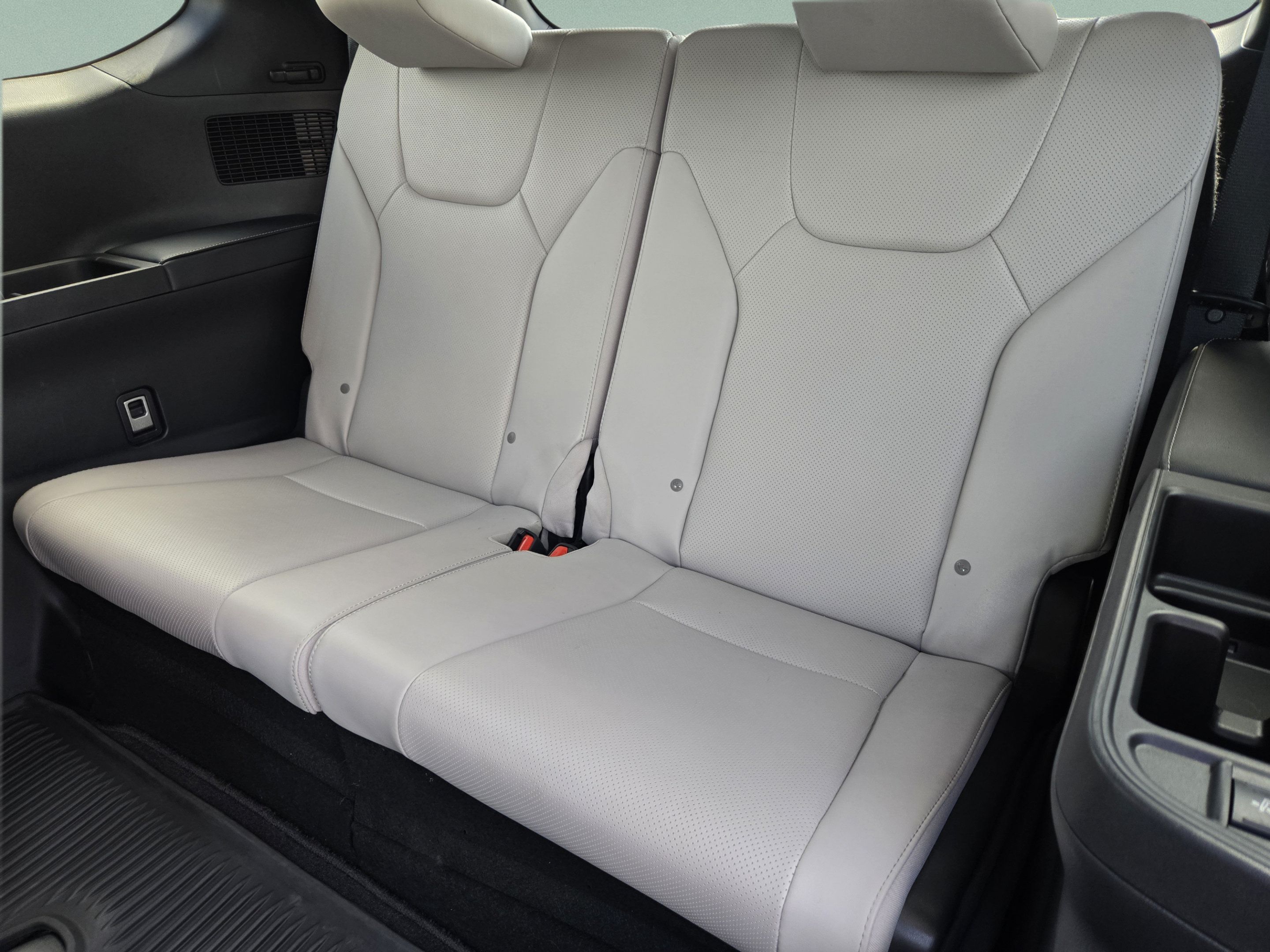 Used 2025 Lexus TX 350 AWD w/ Technology Package image 28