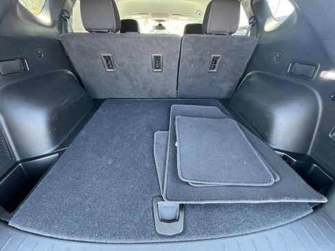 Used 2026 Chevrolet Blazer LT FWD image 31