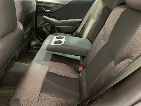 Used 2025 Subaru Outback Premium image 5