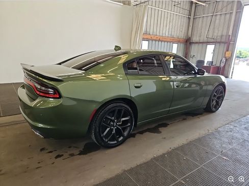 Used 2023 Dodge Charger SXT w/ Blacktop Package RWD image 3