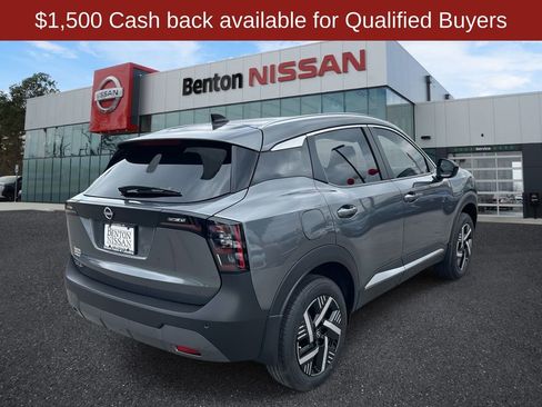 New 2026 Nissan Kicks SV w/ SV Premium Package image 3