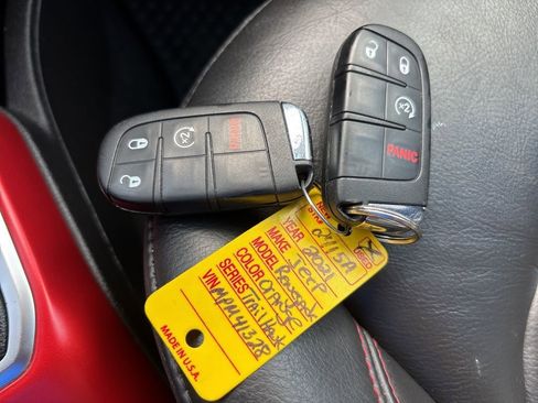 Used 2021 Jeep Renegade Trailhawk w/ Trailer Tow Group image 35