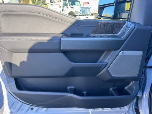 New 2026 Ford F350 Lariat image 21