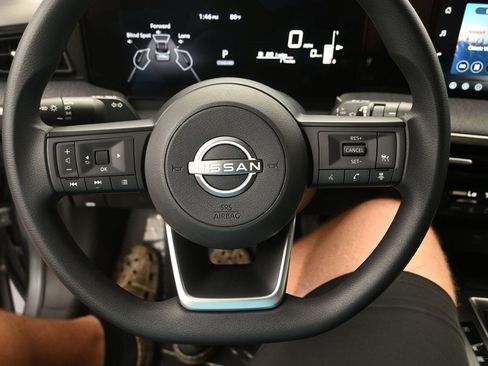 New 2026 Nissan Kicks SV image 13