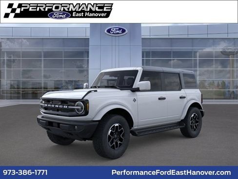 New 2026 Ford Bronco Outer Banks AWD/4WD image 1
