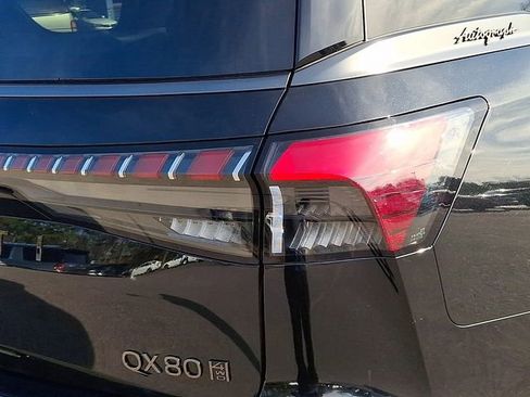 Used 2025 INFINITI QX80 Autograph image 12