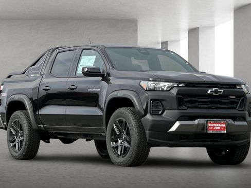 New 2025 Chevrolet Colorado Trail Boss w/ Midnight Edition image 1