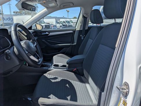Used 2025 Volkswagen Jetta S image 15