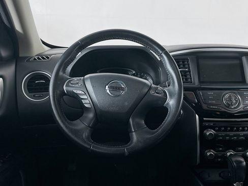 Used 2015 Nissan Pathfinder SV image 17