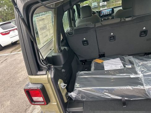 New 2026 Jeep Wrangler Sport image 30