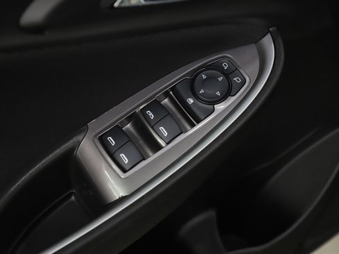 Used 2024 Chevrolet Malibu LT w/ Sport Edition image 18