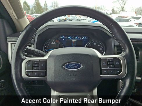 Used 2023 Ford Expedition Max XLT image 25