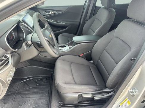 Used 2020 Chevrolet Malibu LS image 27