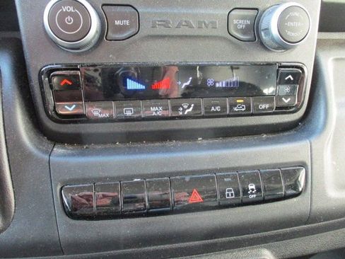Used 2023 RAM ProMaster 2500 image 13
