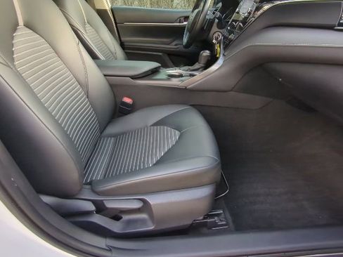 Used 2023 Toyota Camry SE FWD image 20