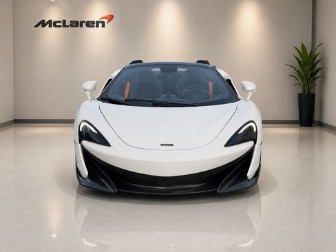 Used 2018 McLaren 570S Spider RWD image 13