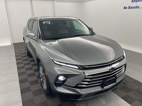 Used 2023 Chevrolet Blazer Premier w/ Driver Confidence II Package image 18