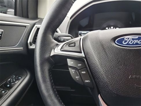 Certified 2024 Ford Edge SEL w/ Convenience Package image 13