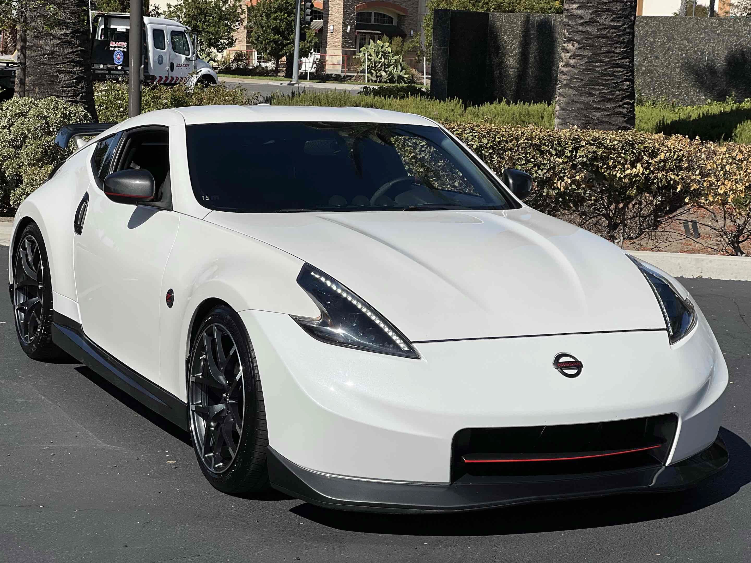 Used 2014 Nissan 370Z NISMO w/ Bose Package RWD image 46