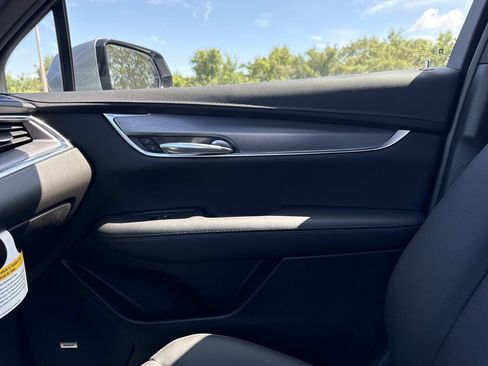New 2026 Cadillac XT5 Luxury w/ LPO, Floor Liner Package FWD image 22