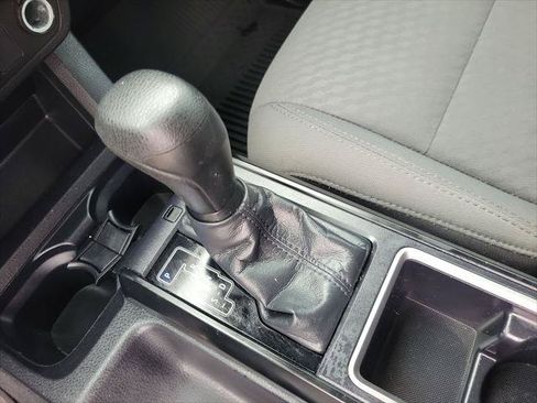 Certified 2022 Toyota Tacoma SR w/ SR Convenience Package RWD image 23