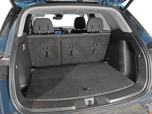 Used 2021 Chevrolet TrailBlazer LT w/ Sun and Liftgate Package AWD/4WD image 8