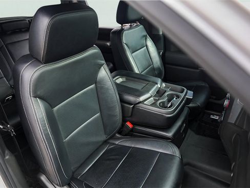 Used 2022 Chevrolet Silverado 2500 LT w/ Convenience Package image 33